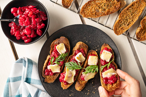 UnBaguette Crostini with Brie & Cranberry